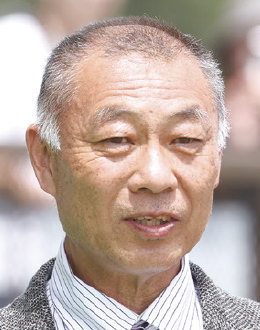 石栗龍彦(いしくり たつひこ)